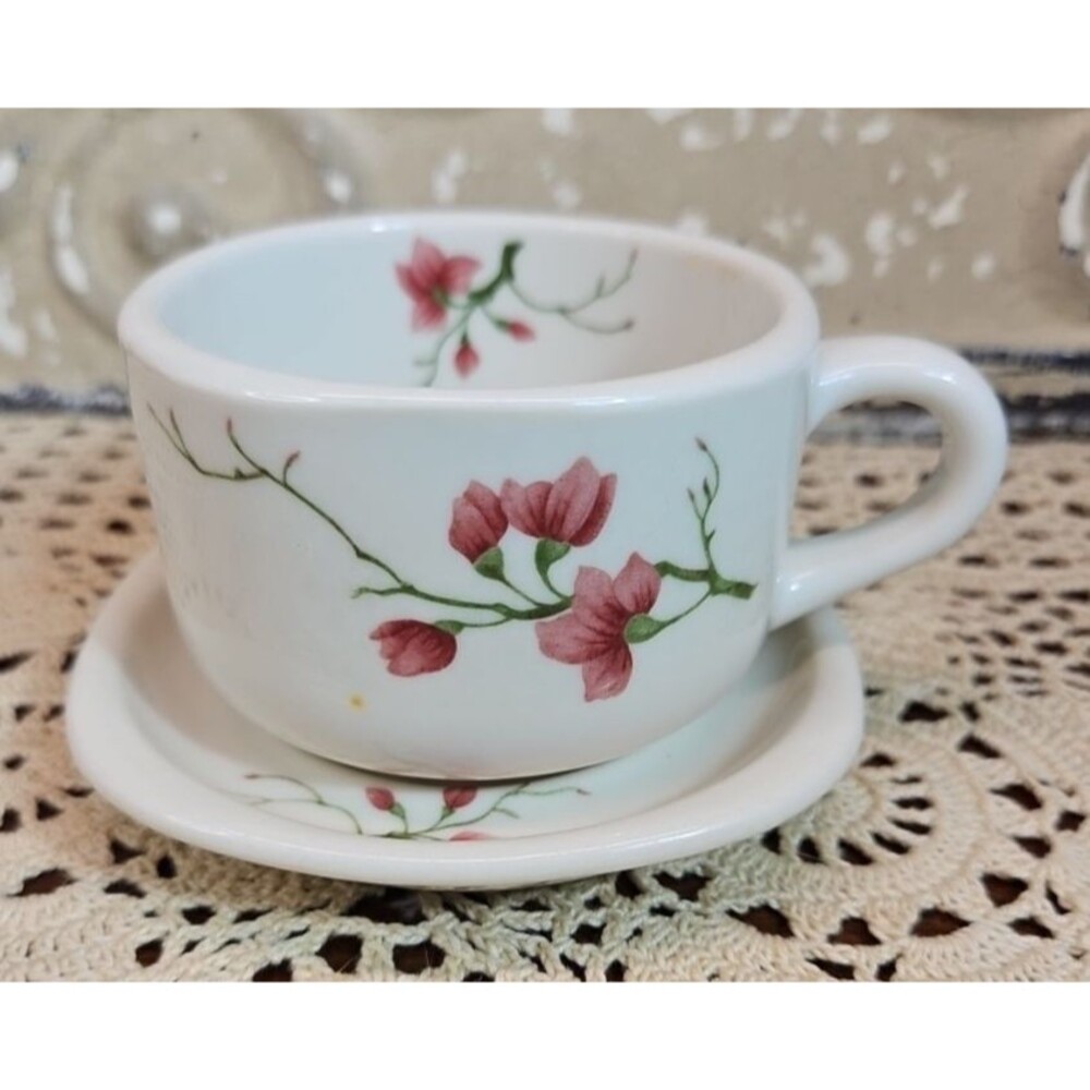 Syracuse Trend Berkeley Pattern Cup & Saucer Set (read)